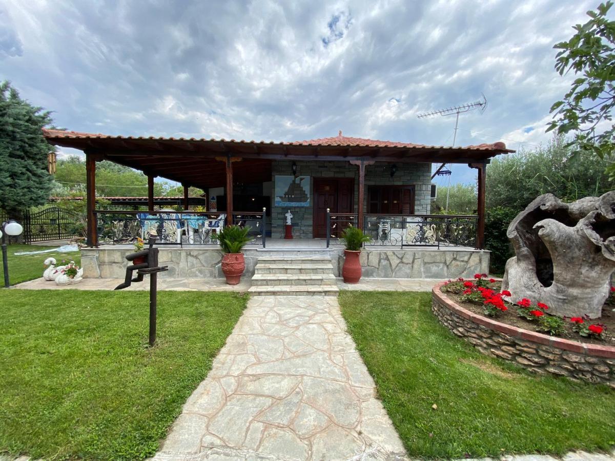 Beachfront Cottage Nea Triglia Exterior foto