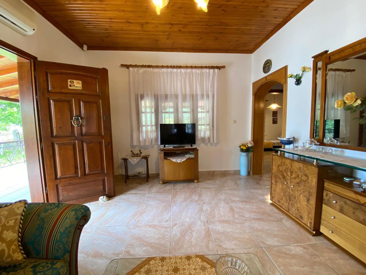 Beachfront Cottage Nea Triglia Exterior foto